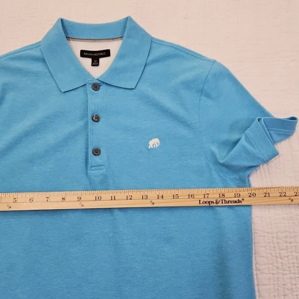 Banana Republic Men’s Size Large Short‎ Sleeve Polo Shirt Elephant Logo Sky Blue